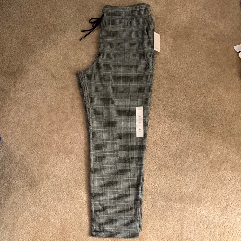 NWT Medium with Cream Striped Drawstring Pants Size Medium Ankle